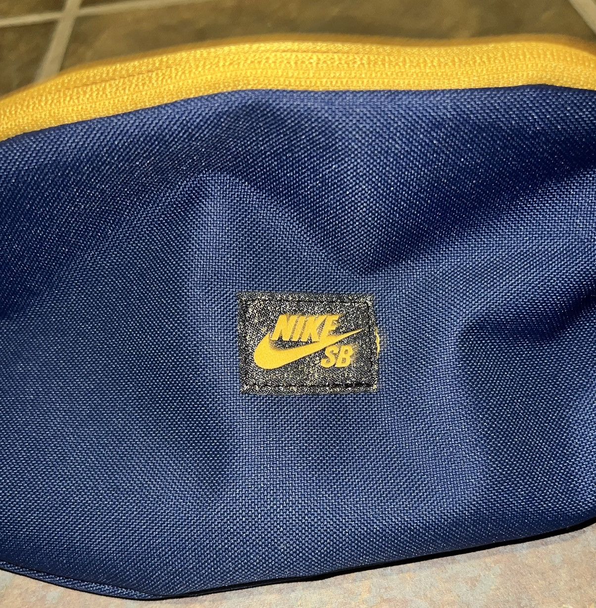 Nike NIKE SB Waistpack / Crossbody (NEW) Size ONE SIZE - 6 Thumbnail