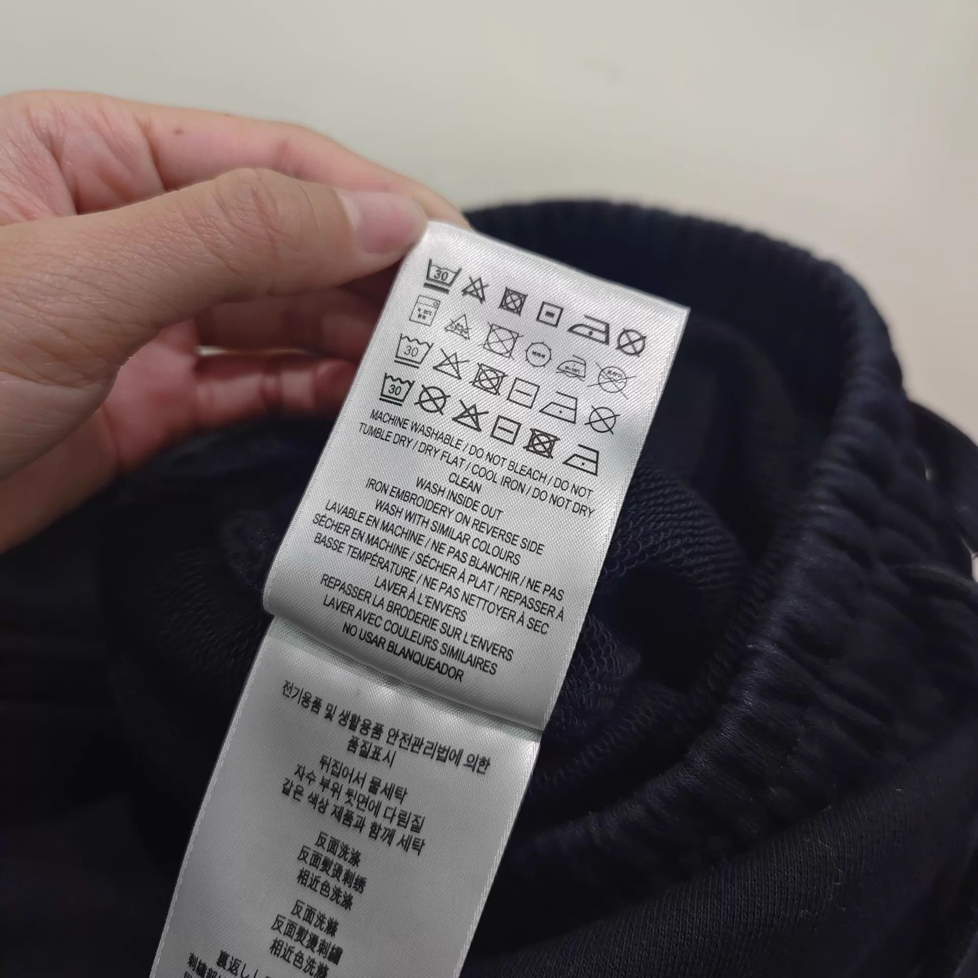Burberry Burberry 99 New Embroidered Logo Short M Size US 31 - 6 Thumbnail