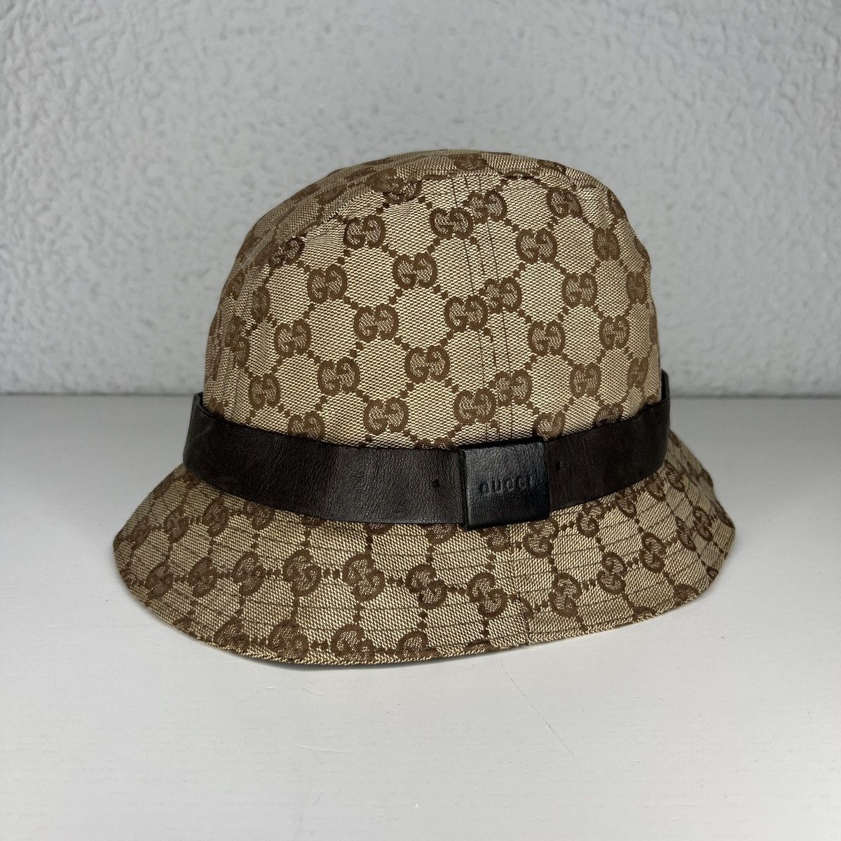 Gucci bucket hat (rare) Gucci - GG reversible bucket hat Gucci main image 3