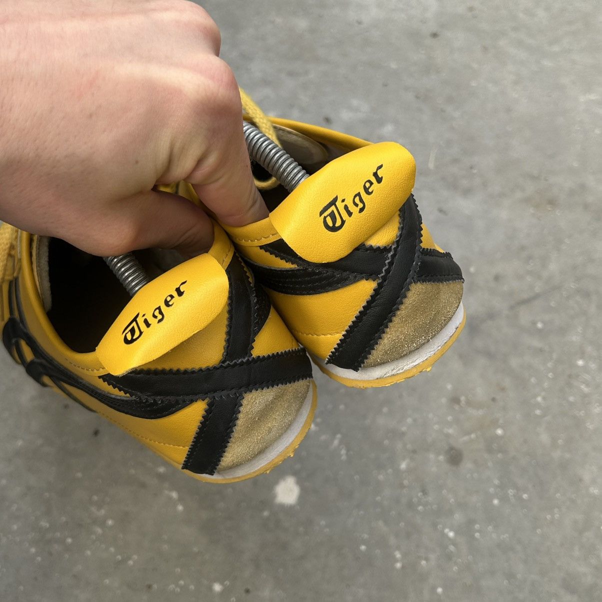Asics ASICS Onitsuka Tiger Kill Bill icon yellow vintage sneakers Size US 11 / EU 44 - 7 Thumbnail