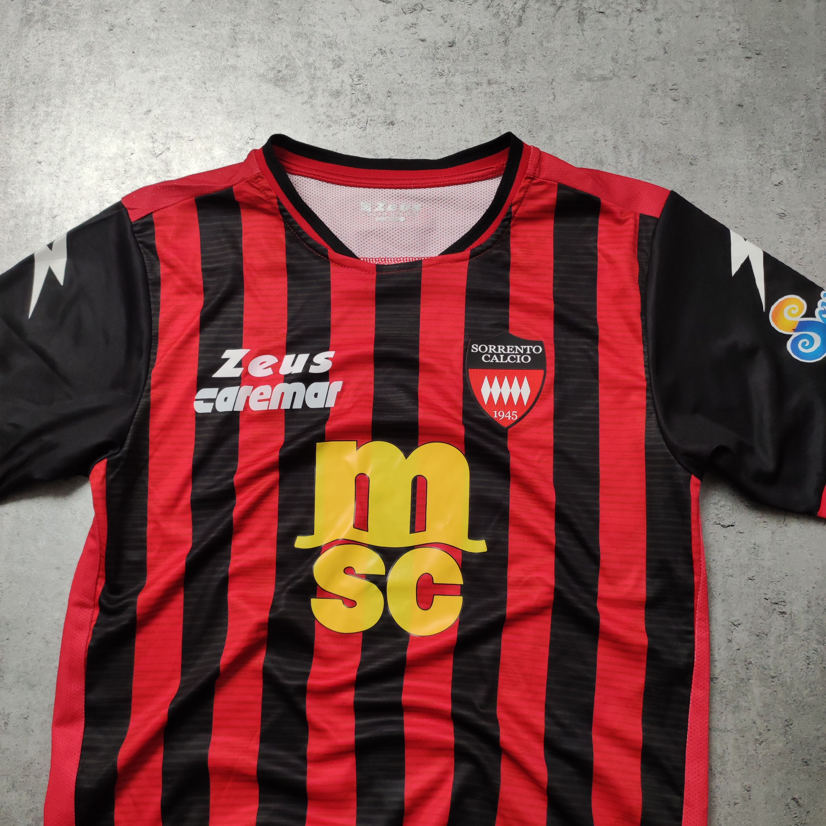 Vintage RARE Sorrento Calcio Serie C Home Football Italy Jersey Size US S / EU 44-46 / 1 - 3 Thumbnail