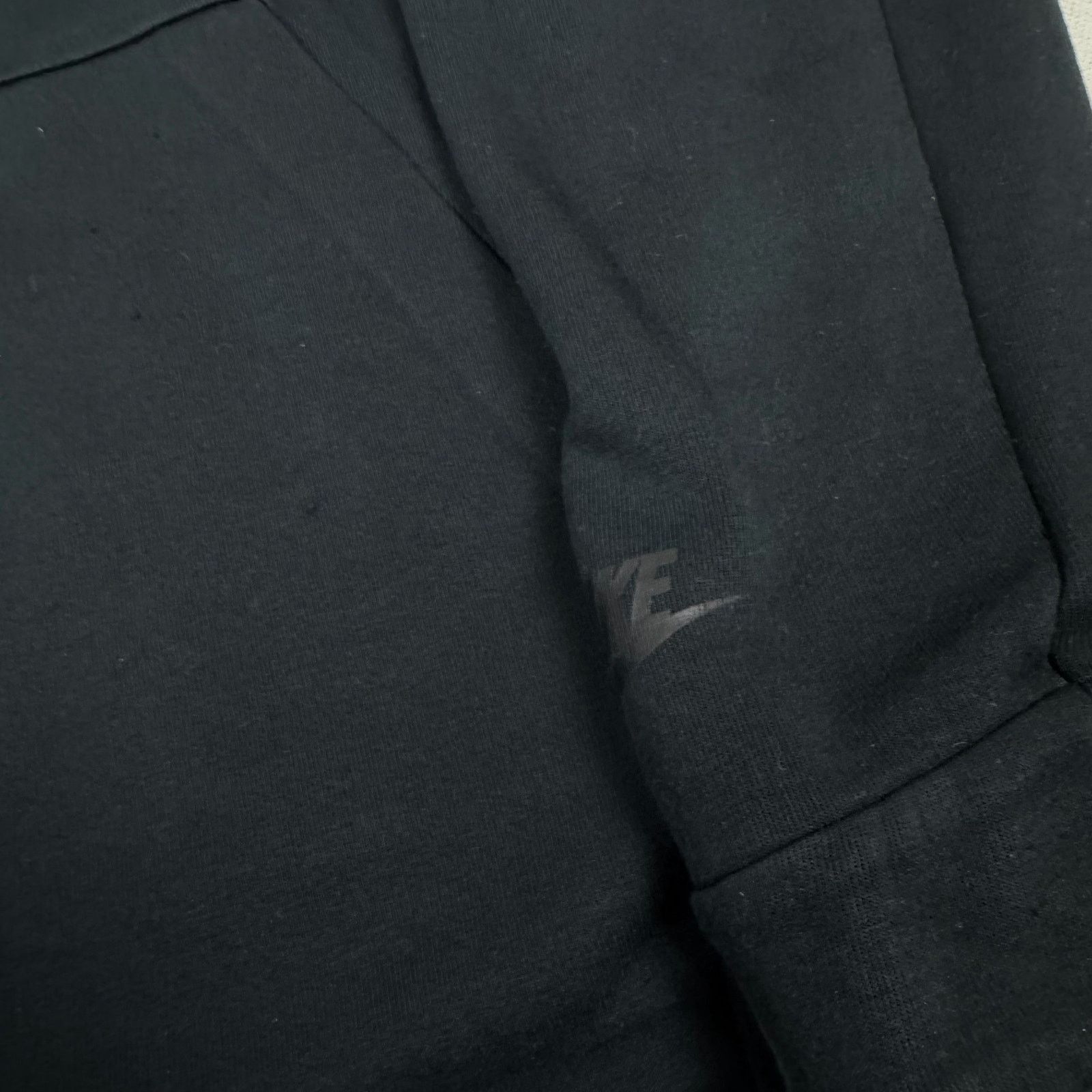 Nike Nike Men Black Cotton Long Sleeve Pullover Sweatshirt Medium Size US M / EU 48-50 / 2 - 2 Thumbnail