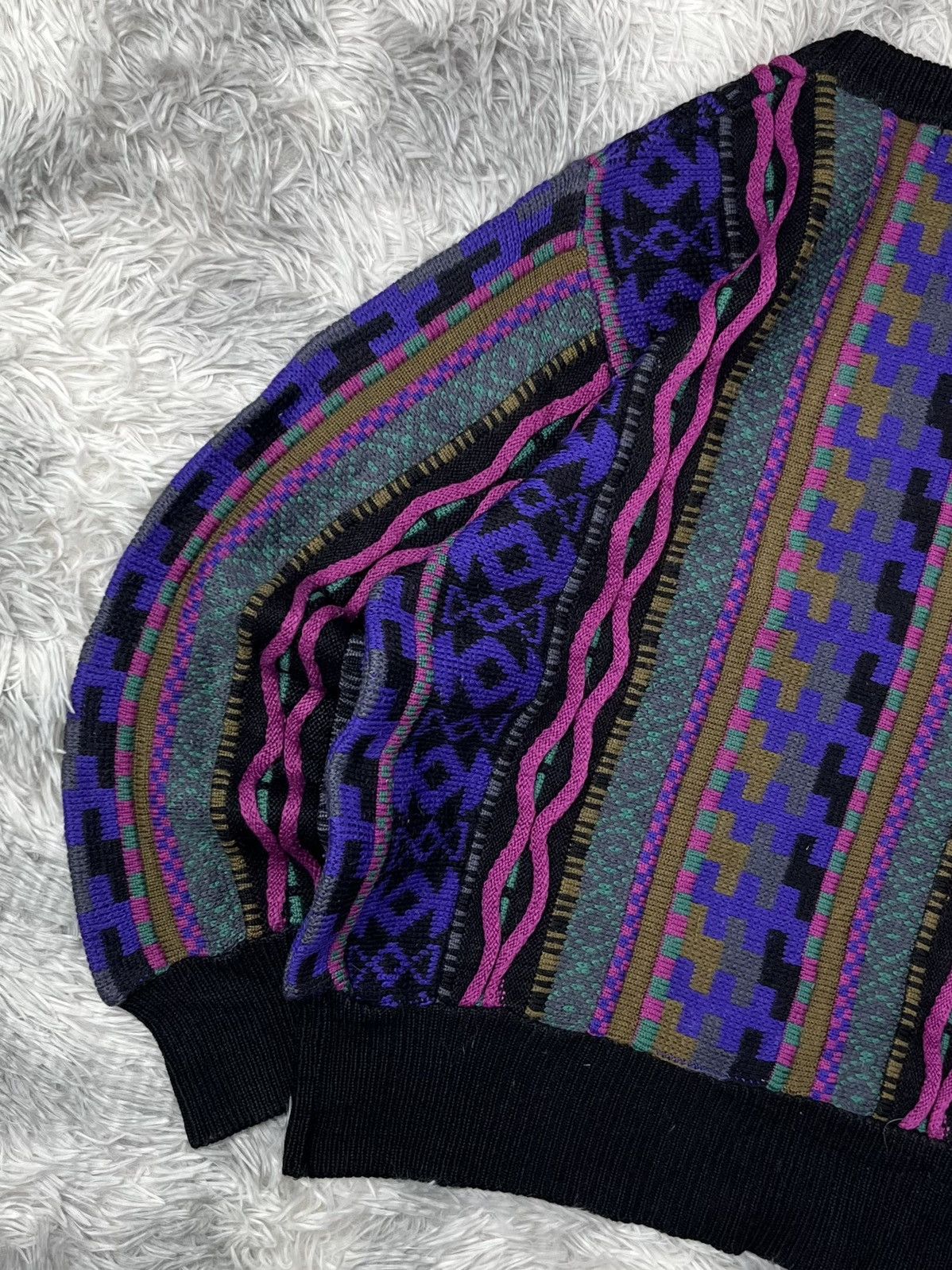 Coogi Vintage Palls Pyra Pattern Sweater Size M / US 6-8 / IT 42-44 - 9 Thumbnail