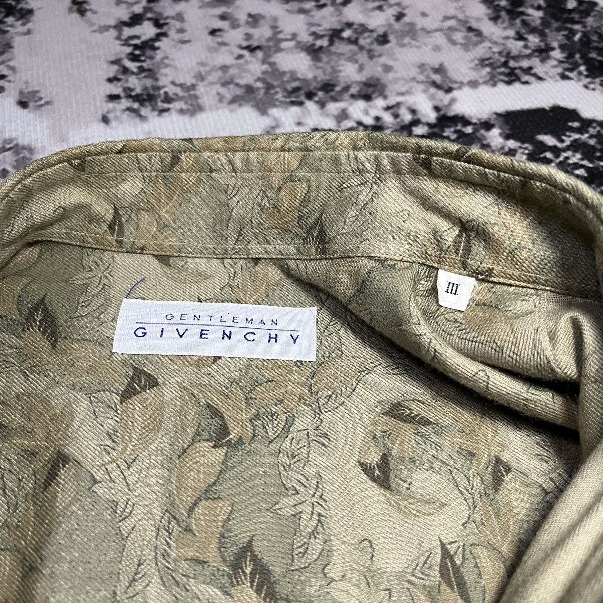 Givenchy a20 Givenchy Gentleman Flora shirt Size US XL / EU 56 / 4 - 10 Thumbnail