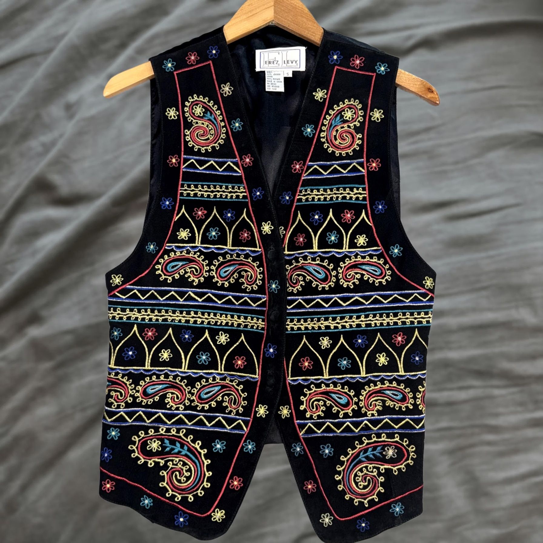 Terez Erez Levy Suit Vest Mens Small Black Leather Embroidered Paisley Multicolor Boho Size 36R - 1 Thumbnail