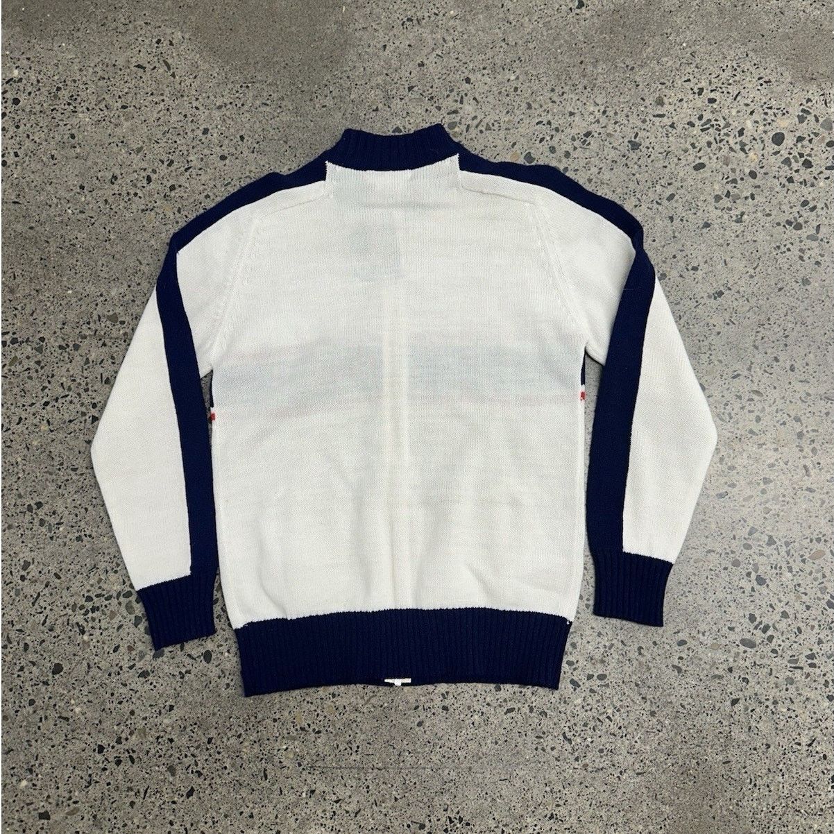 Vintage Vintage Quantum Sportswear Womens Tennis Knit Sweater Medium Size M / US 6-8 / IT 42-44 - 3 Thumbnail