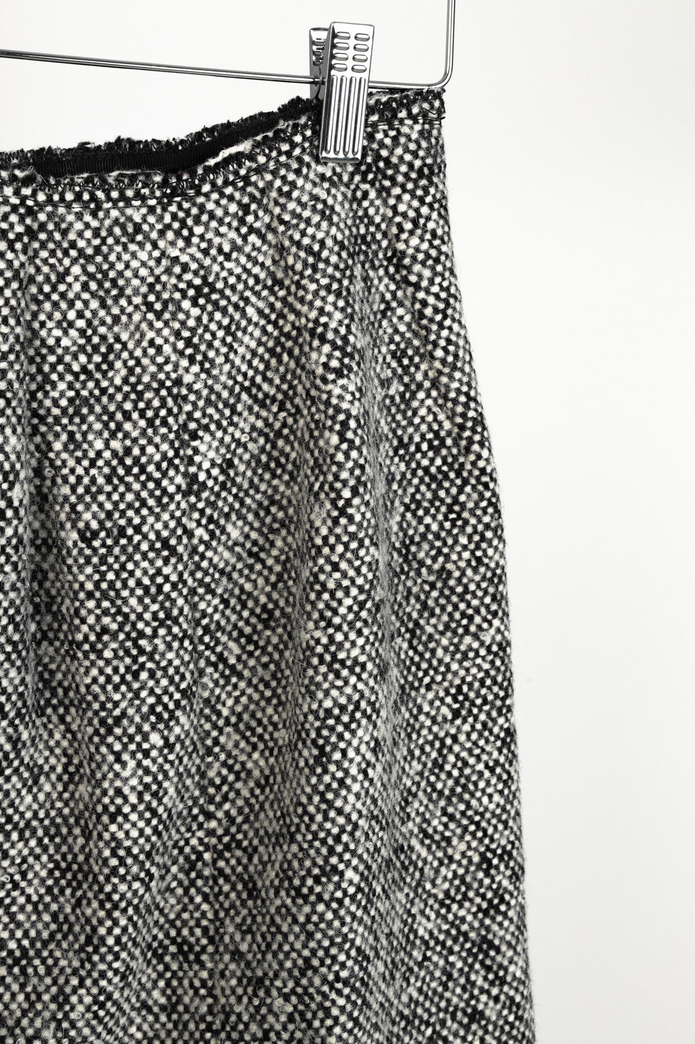 Prada Prada Miu Miu Black White Wool Tweed Wrap Skirt Size 28" / US 6 / IT 42 - 5 Thumbnail