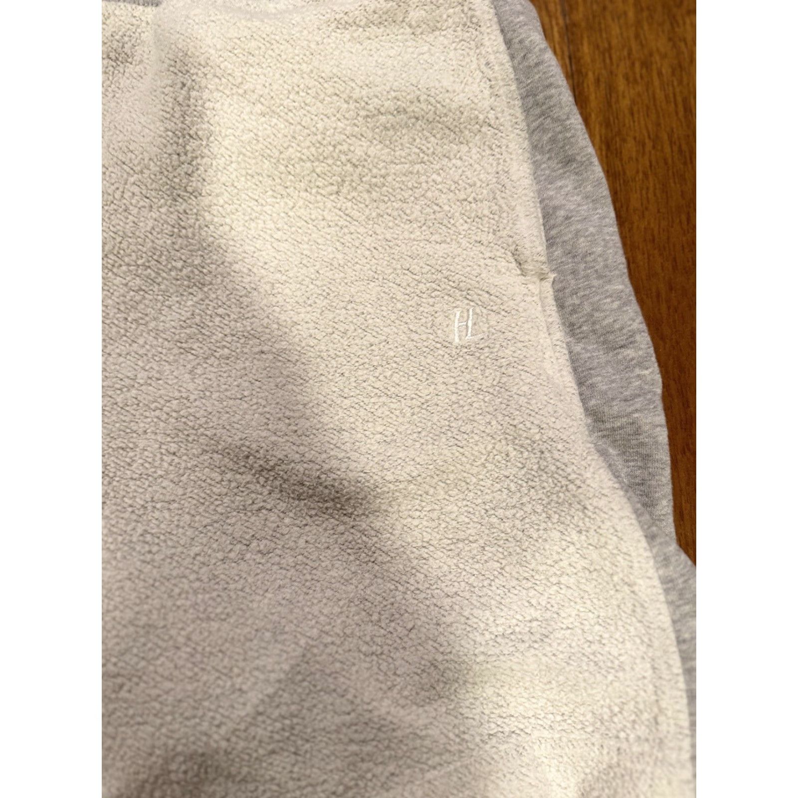 Helmut Lang VINTAGE Helmut Lang Women’s Grey and White (Vapor Heather) Shorts Size S 2021 Gray/White Cotton Sweat Pocketed Size 28" / US 6 / IT 42 - 5 Thumbnail
