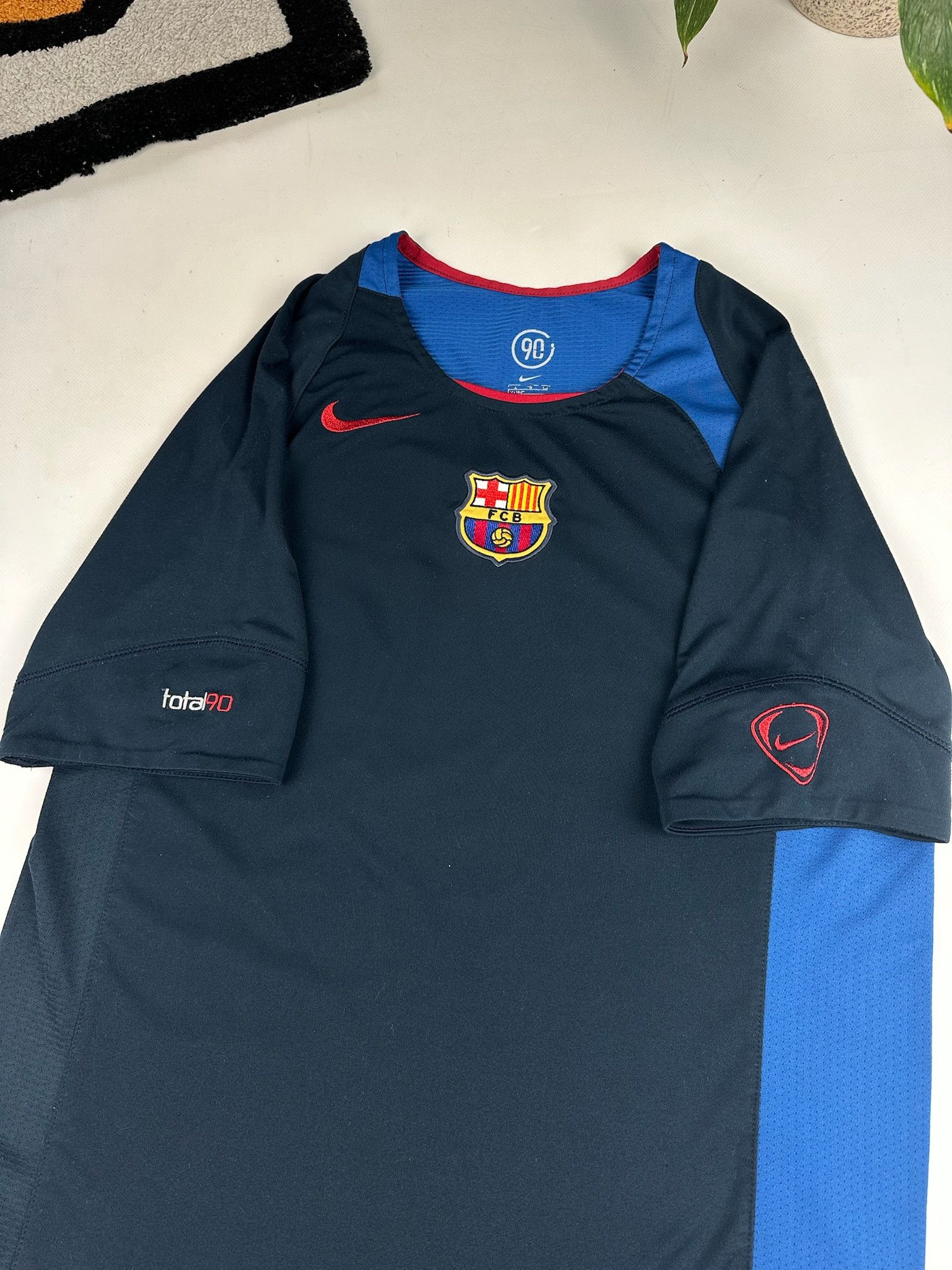 Nike Vintage Nike Barcelona Jersey Football Shirt Rare total 90 Size US M / EU 48-50 / 2 - 2 Thumbnail