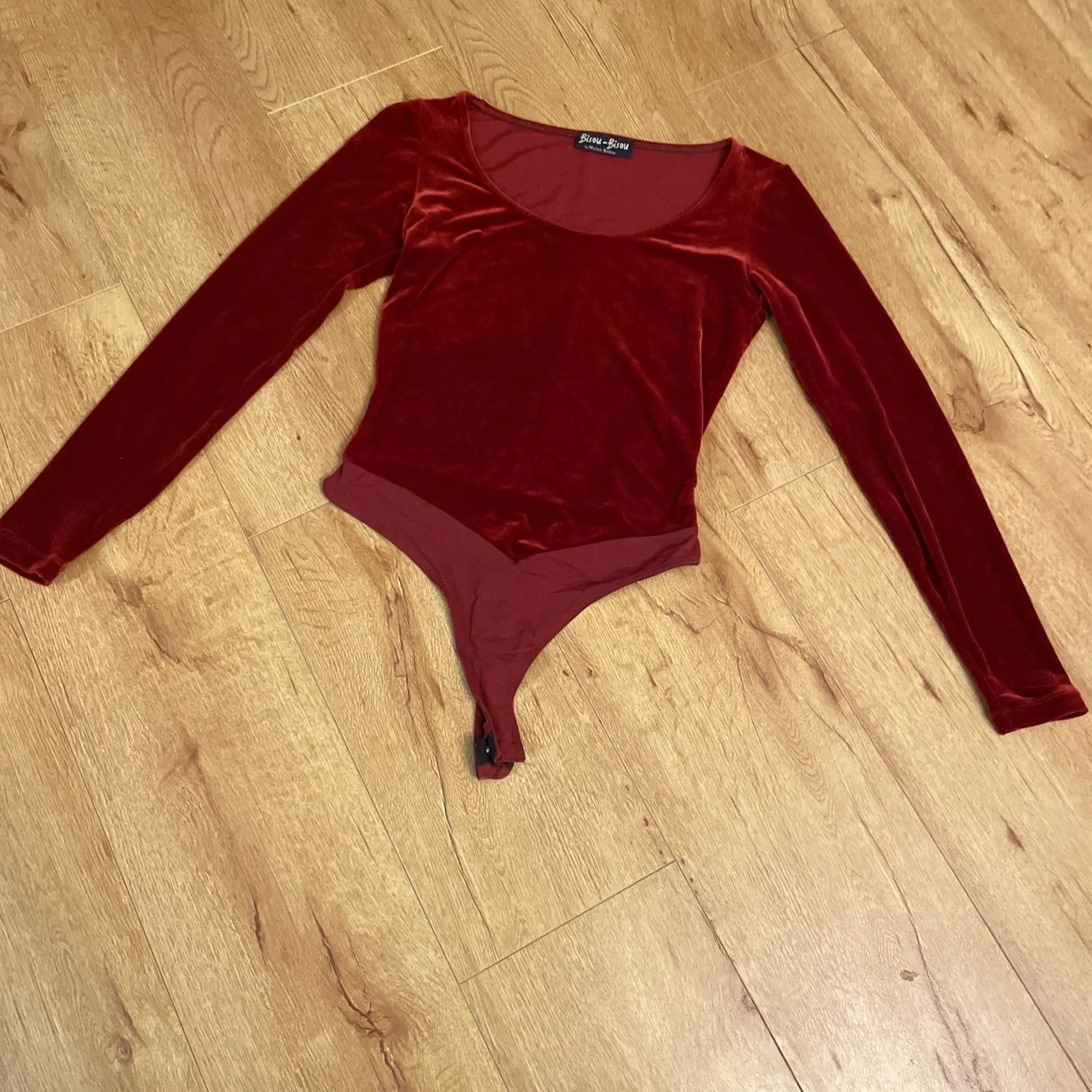 Vintage VINTAGE Bisou Bisou Michele Bohbot Red Velvet Thong Bodysuit Size Small Bodysuit Women Slim Red 90s Party/Cocktail Mens Womens Girls Size S / US 4 / IT 40 - 2 Thumbnail