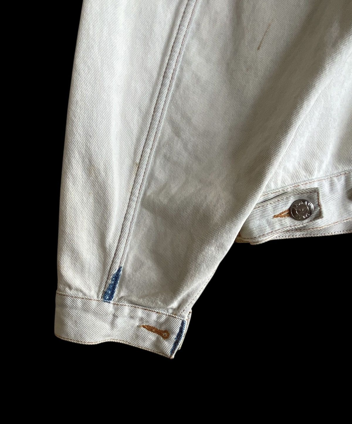 Giorgio Armani Vintage Brand Giorgio Armani Denim Trucker Jacket 1990s Size US M / EU 48-50 / 2 - 7 Thumbnail