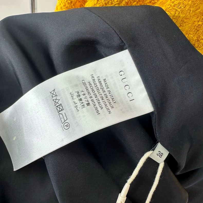Gucci Gucci Size 38 Yellow knitting small fragrance style jacket Size US XXS / EU 40 - 4 Thumbnail