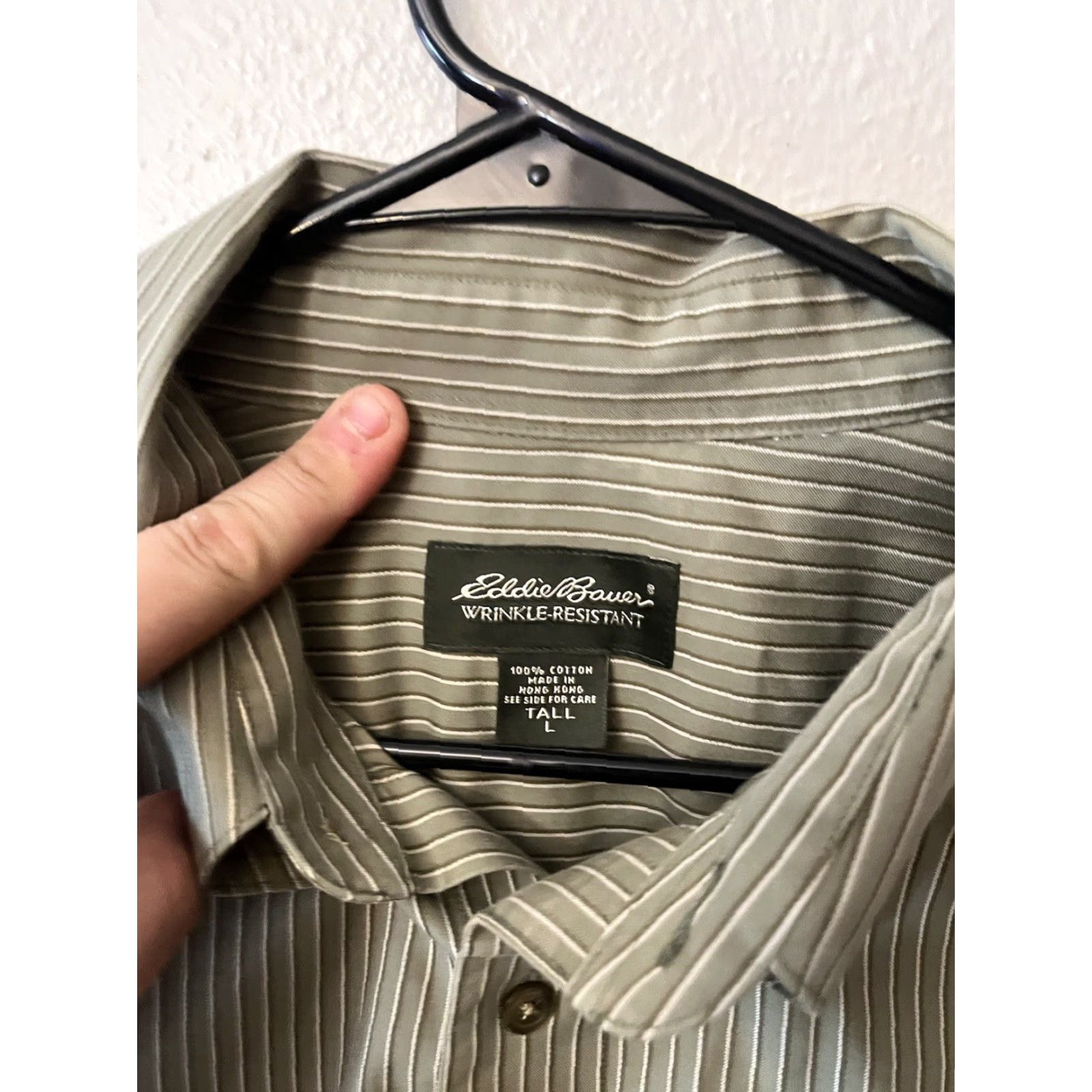 Eddie Bauer Eddie Bauer Wrinkle Resistant Button Down Shirt Long Sleeve LT Green Striped Men Size US L / EU 52-54 / 3 - 2 Thumbnail