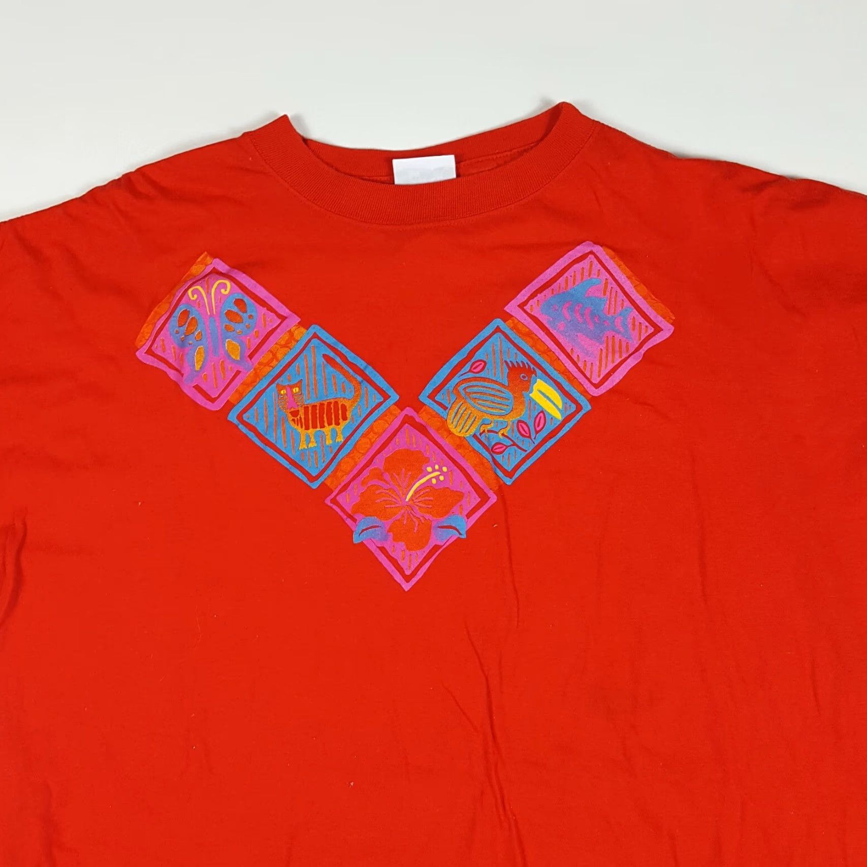 Vintage VTG 90s Tropical Island Art Men's 2XL Red T Shirt Surf Fish Beach Summer Simply Basic Crew Neck Short Sleeve Vintage Size US XXL / EU 58 / 5 - 2 Thumbnail