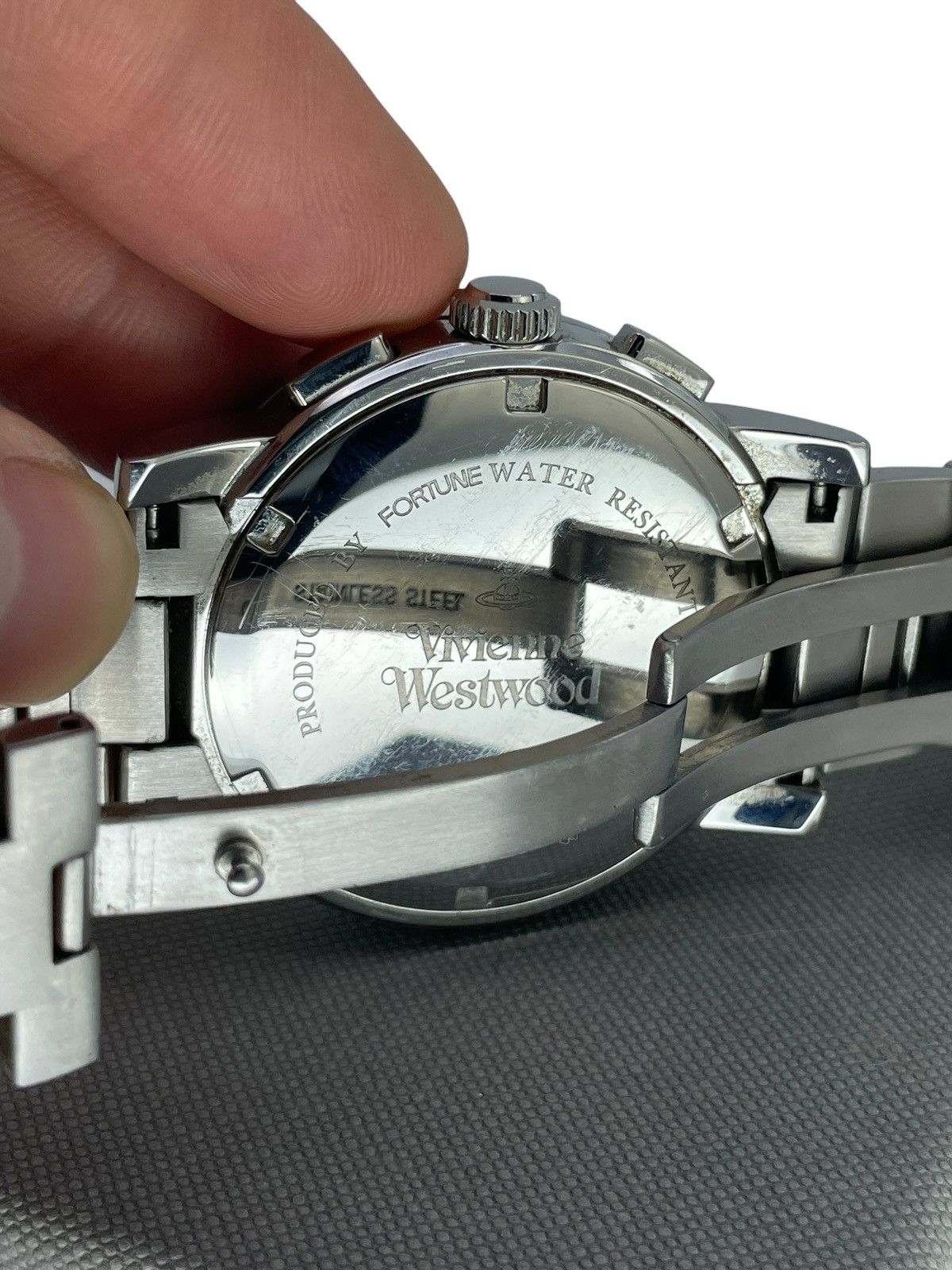 Vivienne Westwood Early 2000's Don't You Ever Kiss Me Once Orb Watch Size ONE SIZE - 13 Thumbnail