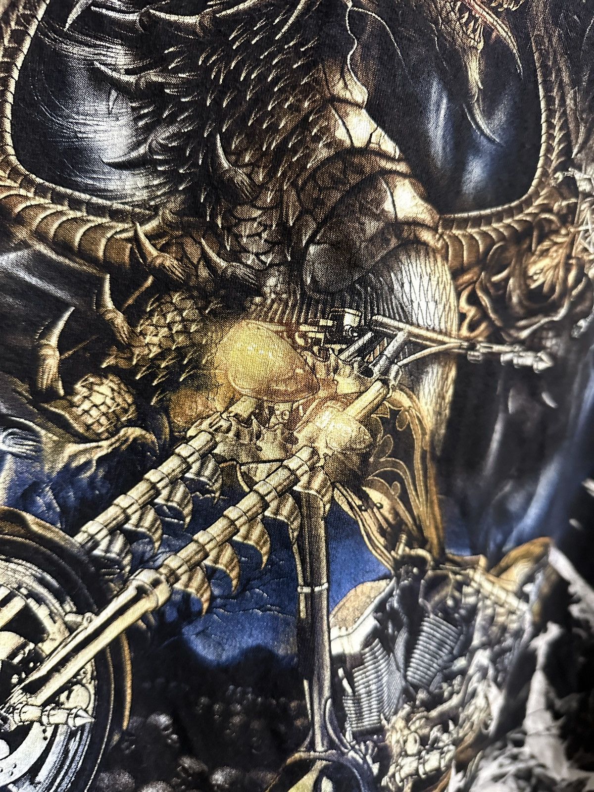 Other Rare Vintage T-Short Dragon & Motorcycle Wild Copyrighting Size US L / EU 52-54 / 3 - 6 Thumbnail