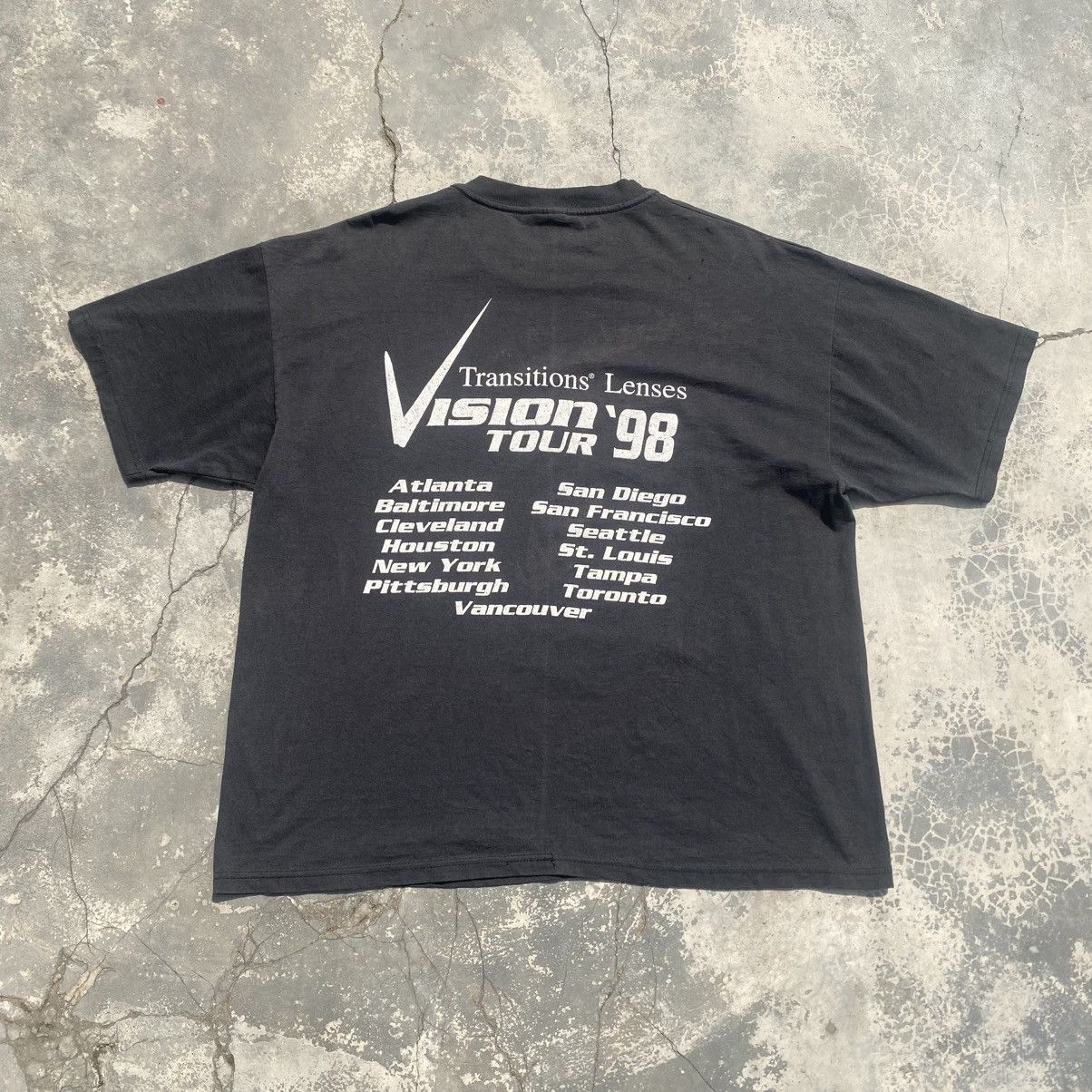 Band Tees Distressed Boxy 1998 VISION TOUR Transitions Lenses tee Size US XL / EU 56 / 4 - 2 Thumbnail