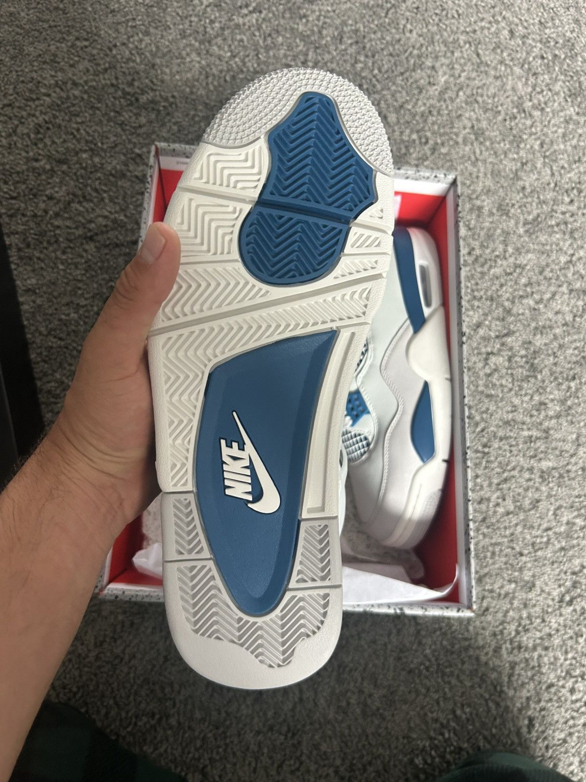 Jordan Brand Jordan 4 Retro Military Blue (2024) Size US 9.5 / EU 42-43 - 4 Thumbnail