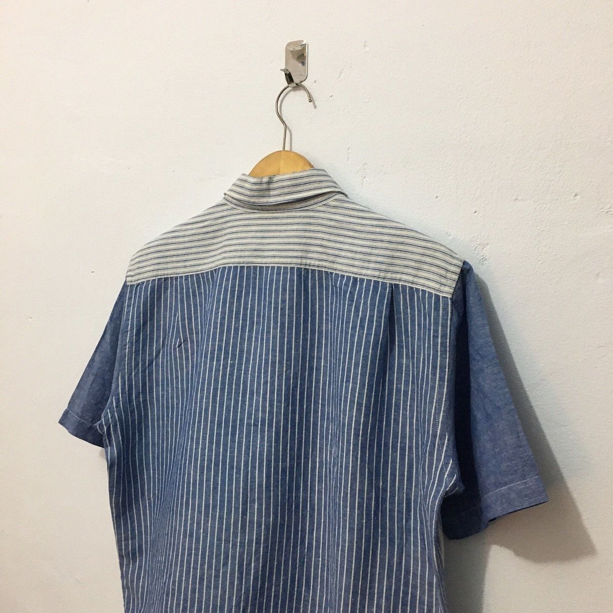JW Anderson × Uniqlo 💥SOLD💥 Uniqlo Jw Anderson Hickory Shirt Size US L / EU 52-54 / 3 - 6 Thumbnail