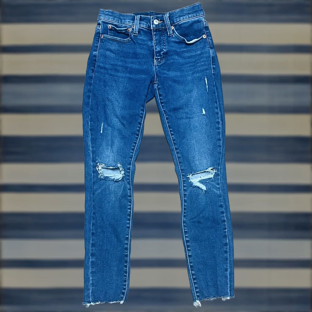 Lucky Brand LUCKY BRAND Women’s Los Angeles Denim Jeans 4 Blue Frayed Straight Leg Slim 24in Inseam 5-Pocket Baggy? No, Frayed not Distressed Size 27" / US 4 / IT 40 - 1 Thumbnail