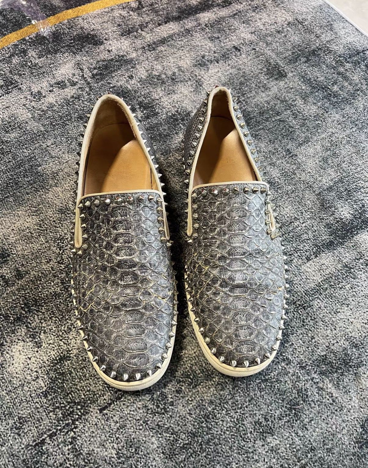 Christian Louboutin Christian Louboutin Batik Snakeskin Studded Shoes J42 Size US 9.5 / EU 42-43 - 3 Thumbnail