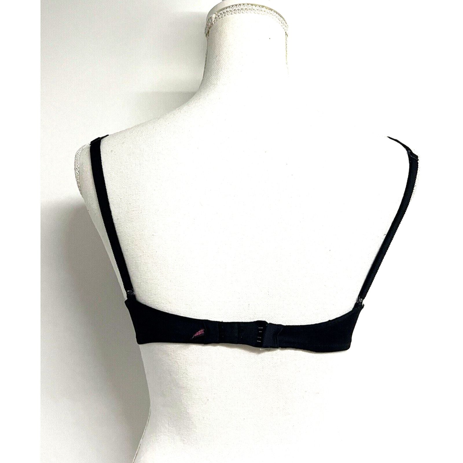 Victoria's Secret Victorias Secret Pink Wear Everywhere Black Push Up Bra 32C Size ONE SIZE - 4 Thumbnail