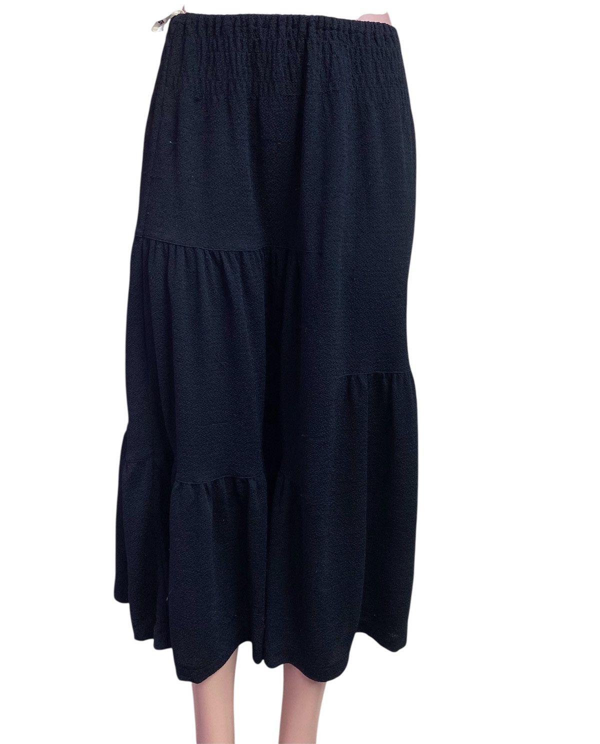 Issey Miyake Vintage ISSEY MIYAKE JAPAN. BLACK POLY GATHER FLARE SKIRT Size 23" - 9 Thumbnail