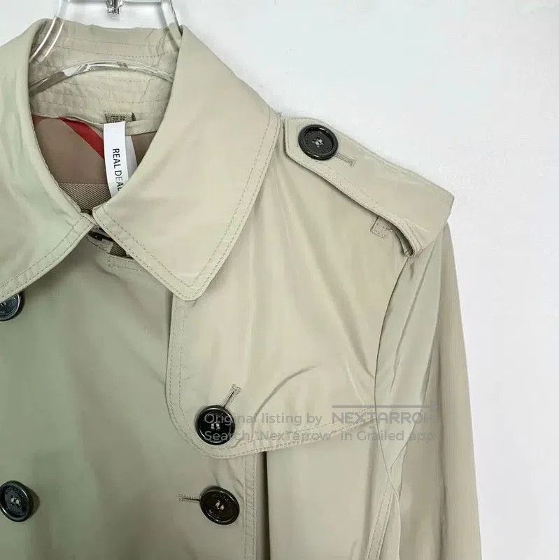 Burberry Burberry Women's Cotton Trench Coat in Khaki. Size M / US 6-8 / IT 42-44 - 3 Thumbnail