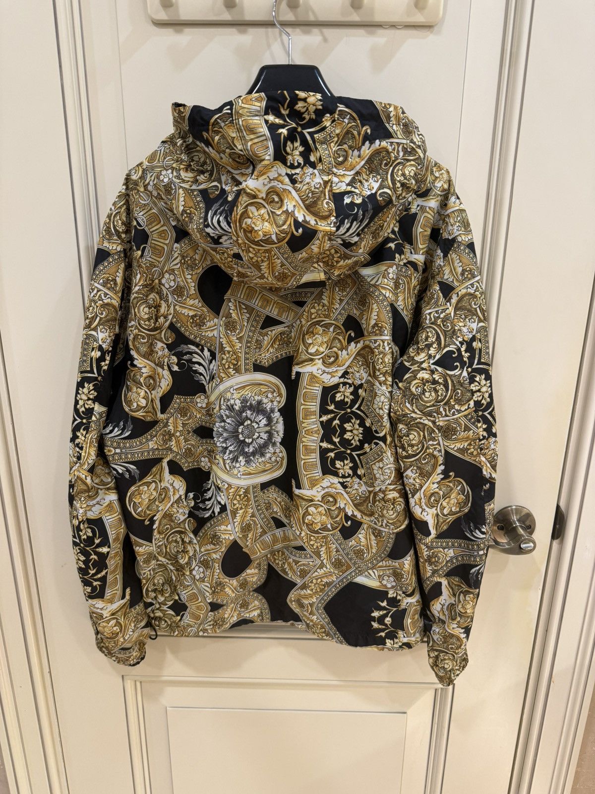 Versace Baroque print hooded jacket size48 Size US M / EU 48-50 / 2 - 9 Thumbnail