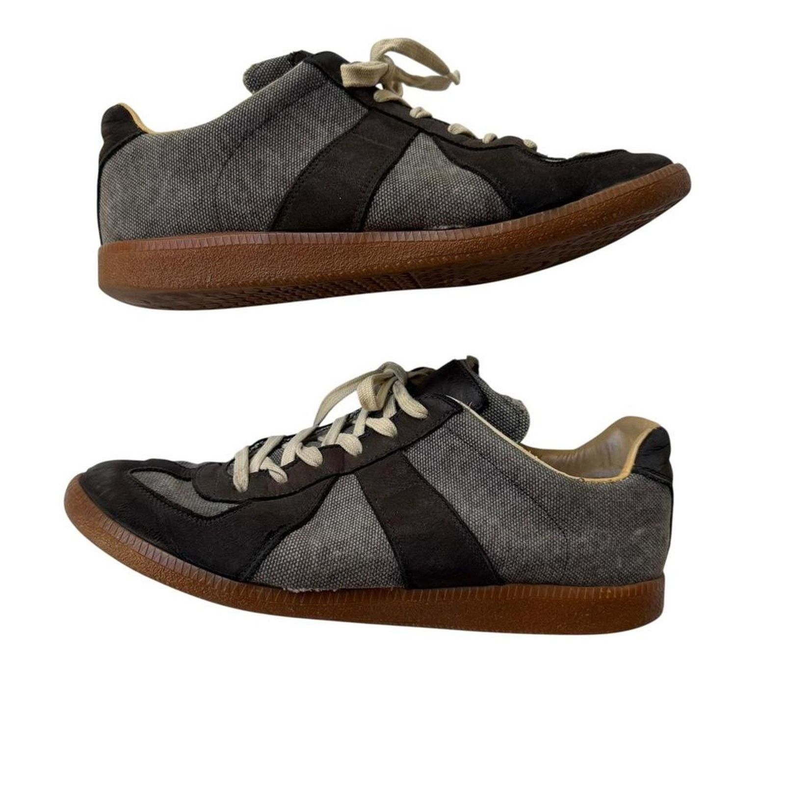 Maison Margiela Maison Margiela Textured Canvas Low-Top Sneaker Black Grey Size US 9 / EU 42 - 1 Thumbnail