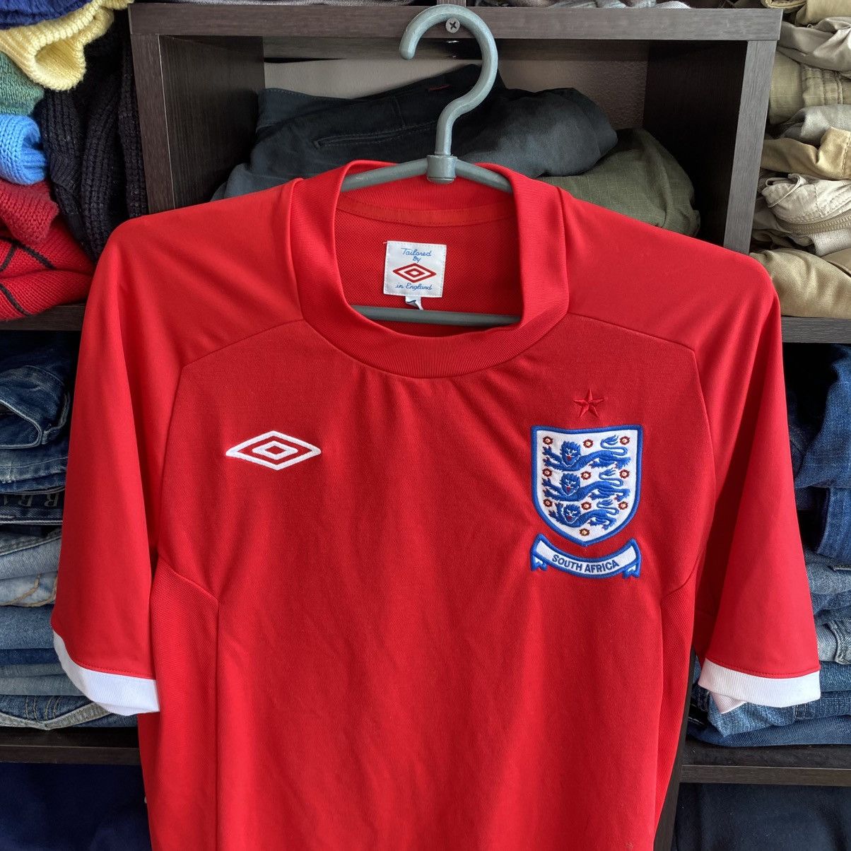 Umbro Vintage Umbro England National Soccer training jersey Size US S / EU 44-46 / 1 - 2 Thumbnail