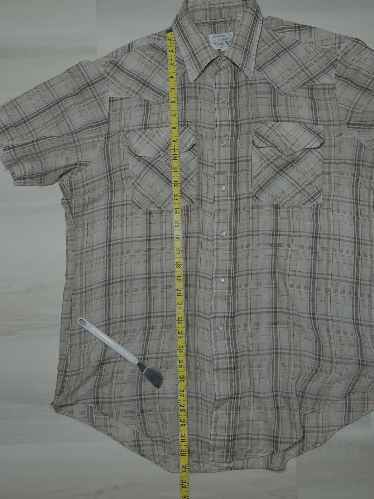 Other Silver Spur S/S Western Pearl Snap Shirt Sz 17 Tan & Blue Size US L / EU 52-54 / 3 - 7 Thumbnail