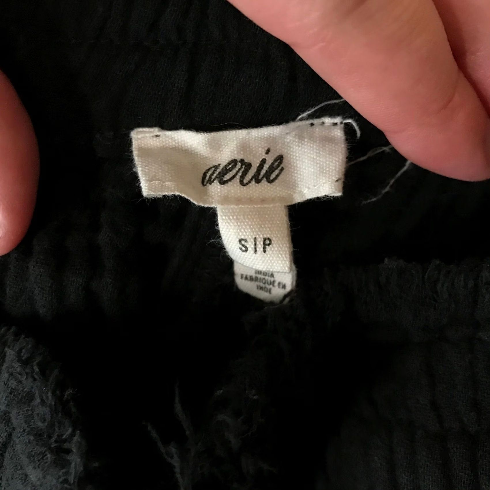 Vintage Aerie Shorts Womens Small Black Gauze Elastic Waist Boho Casual Beach Loungewear Size 28" / US 6 / IT 42 - 7 Thumbnail