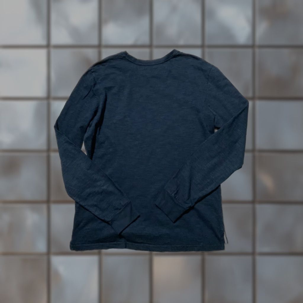 Vintage VINTAGE Outclass Navy Blue Crewneck Long Sleeve T-Shirt Sz. L Men Cotton Made In Canada Size US L / EU 52-54 / 3 - 1 Thumbnail