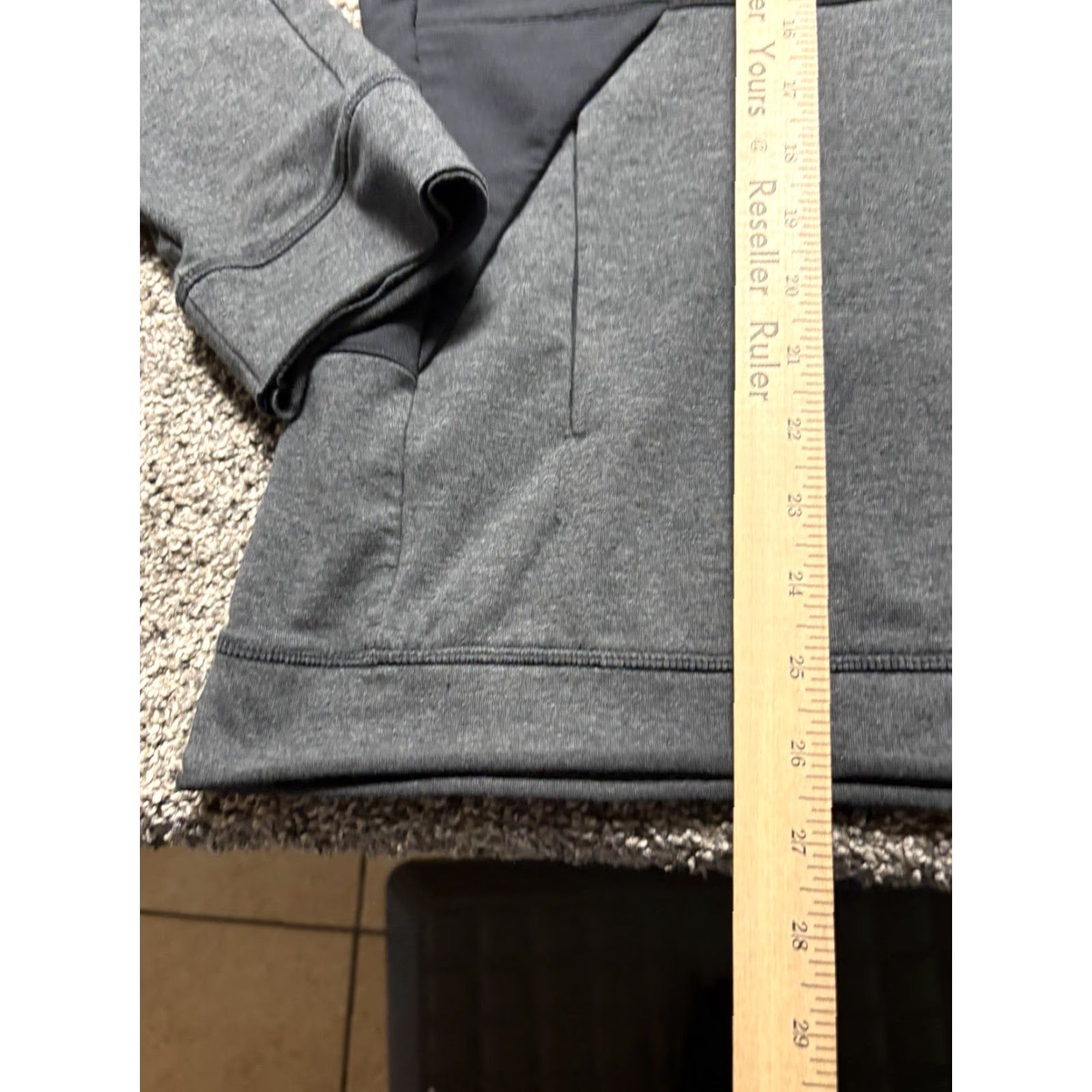 Nike Nike Yoga Hoodie Mens Large Black Pullover Hoodie Athletic Logo Sleeves Long Knit Cotton Blend Sports VINTAGE? No Size US L / EU 52-54 / 3 - 7 Thumbnail