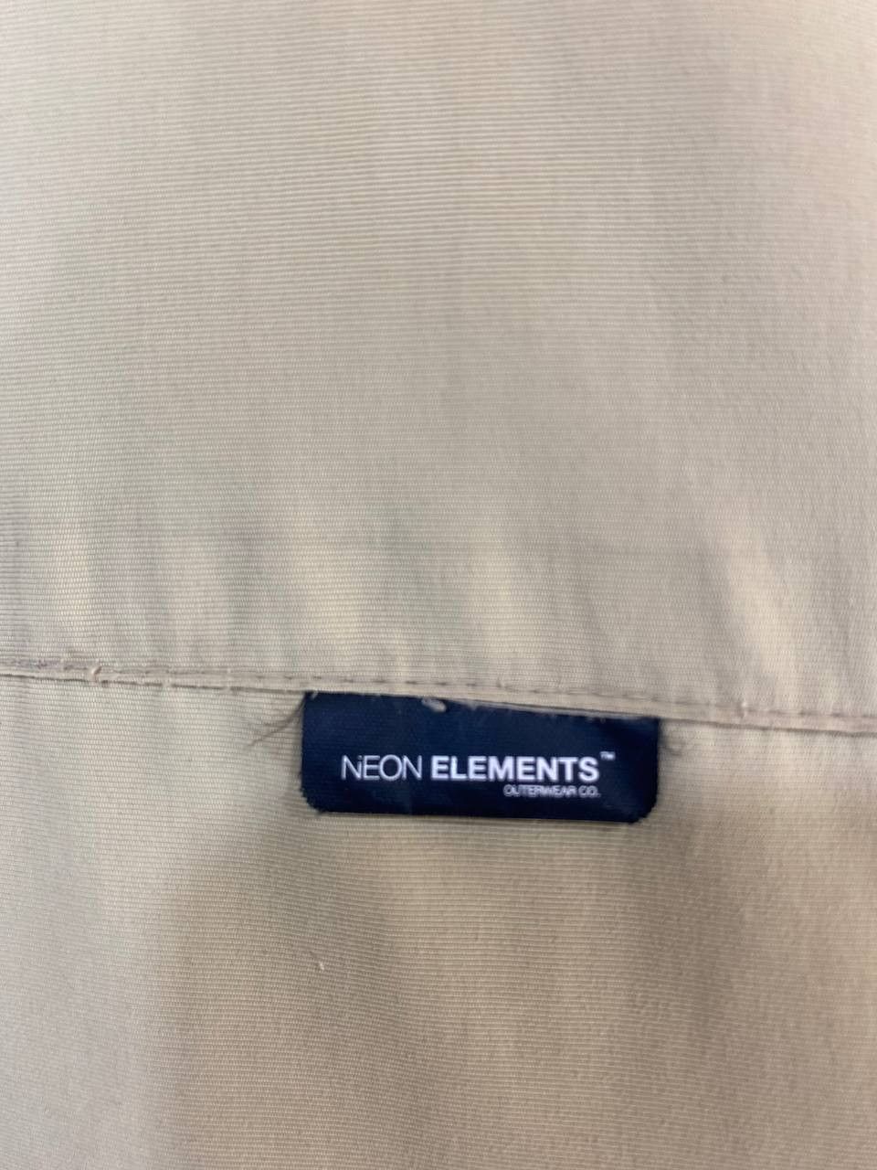 Goretex neon element waterproof jacket very nice design Size US L / EU 52-54 / 3 - 2 Thumbnail