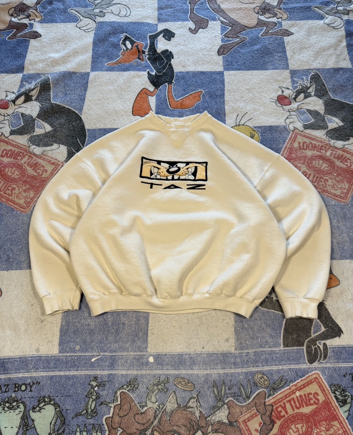 Vintage Vintage Taz looney tunes crewneck sweatshirt Size US XL / EU 56 / 4 - 1 Thumbnail