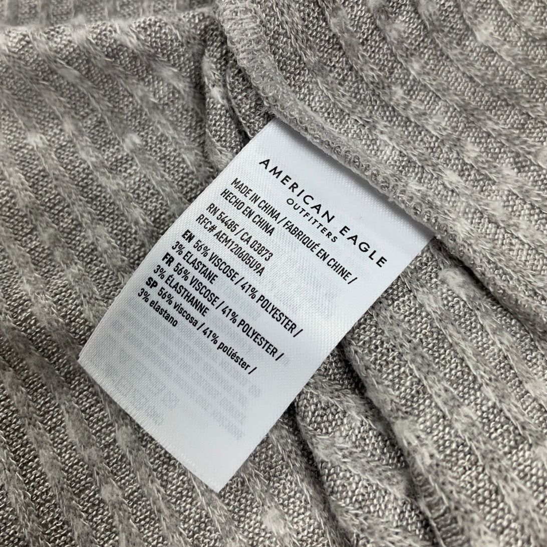 American Eagle Outfitters New American Eagle Womens Small 3-Button Cardigan Sweater Size S / US 4 / IT 40 - 5 Thumbnail