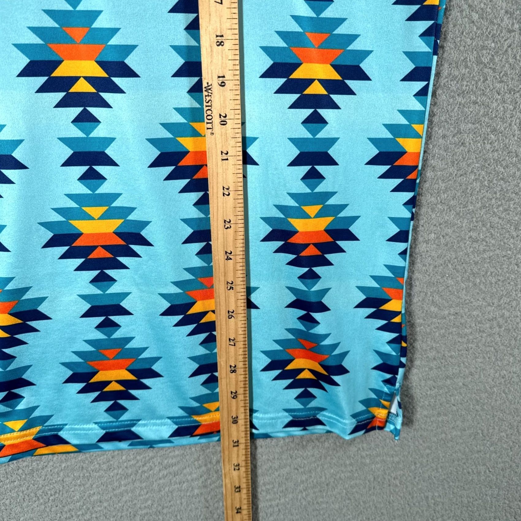 Vintage Pins & Aces Polo Shirt Mens L Blue Aztec Southwestern Print Golf Performance Shirt Size US L / EU 52-54 / 3 - 7 Thumbnail