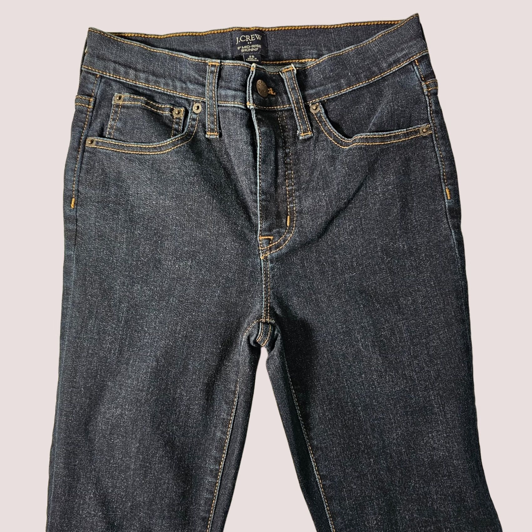 J.Crew J.Crew Jeans 9" Mid-Rise Skinny Size 26 Dark Wash Stretch Women Regular Blue Skinny Jeans Mens? Womens Size 26" / US 2 / IT 38 - 1 Thumbnail