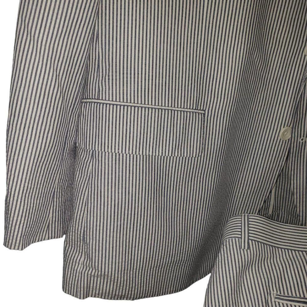 Designer CT1391a FRANK STELLA PIN STRIPE BLUE white SIZE 50R Suit Size US M / EU 48-50 / 2 - 2 Thumbnail