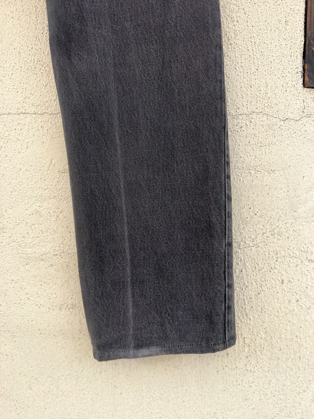 Levi's Vintage 80s Levi’s 501 Distressed Fade Black Denim Jeans Size US 30 / EU 46 - 22 Thumbnail