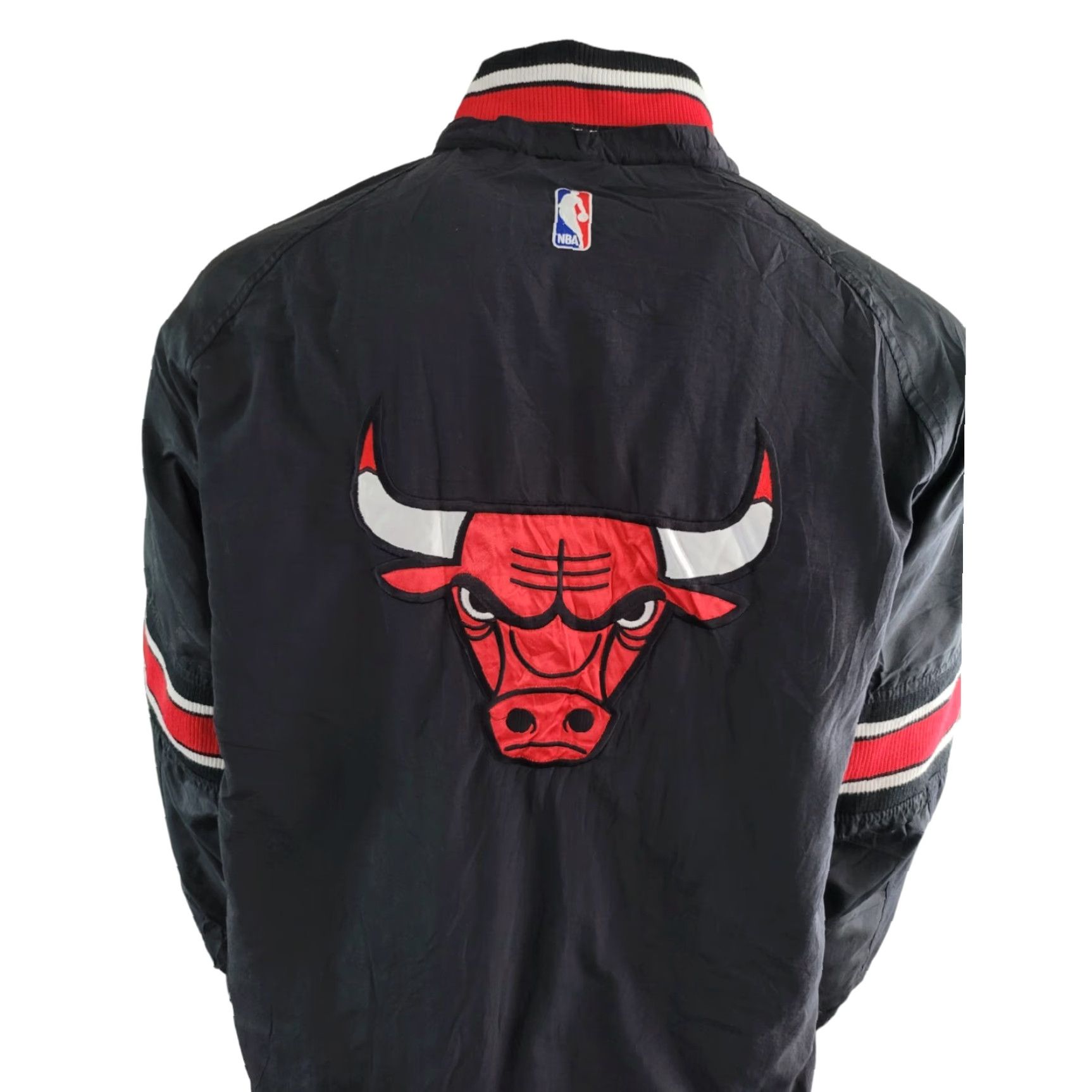 Starter VINTAGE Starter Chicago Bulls Pro Sports 90s Puffer Bomber Jacket, Black Red Size L Size US L / EU 52-54 / 3 - 6 Thumbnail