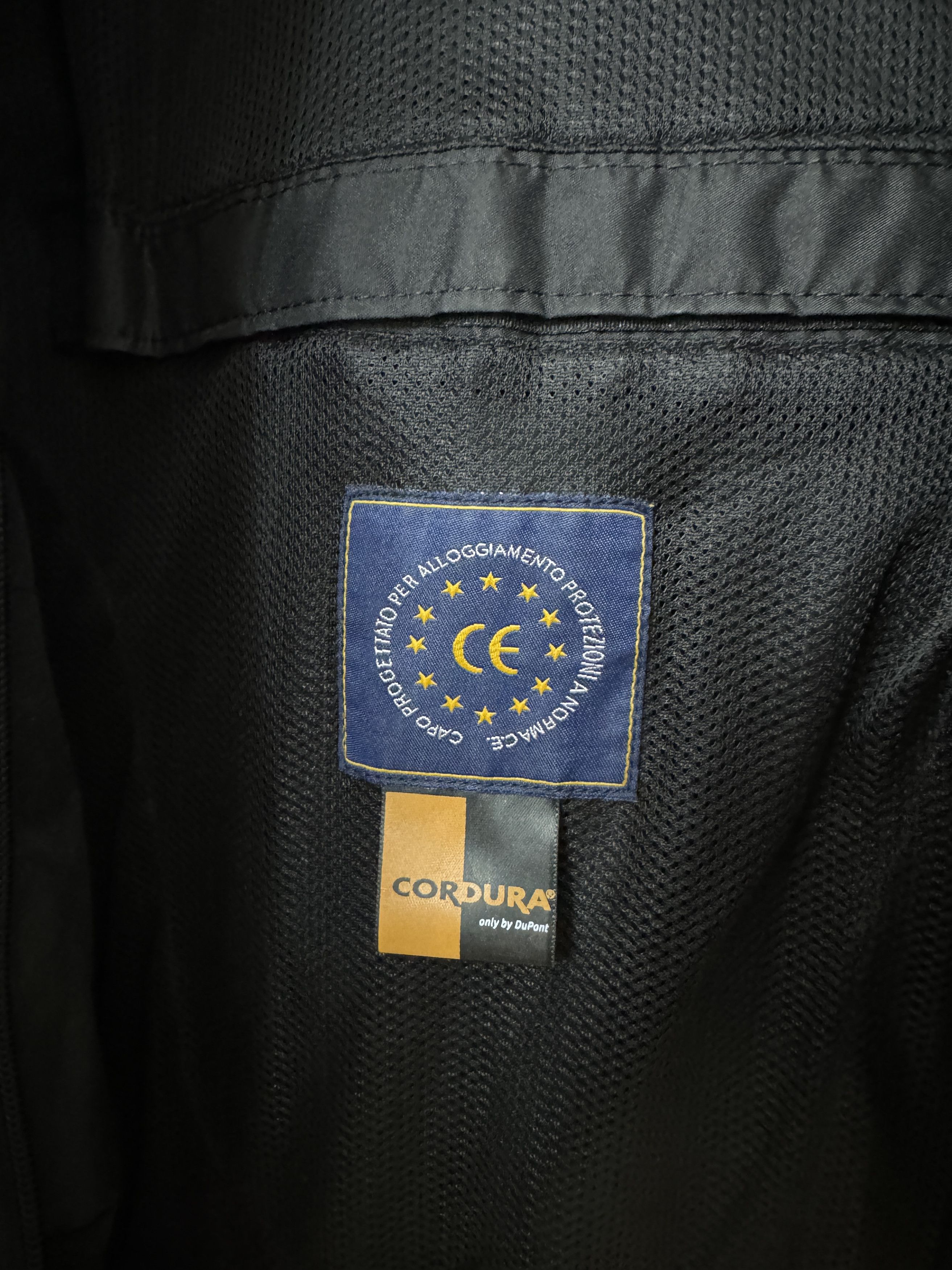 Vintage Yamaha Racing Geniune Leather Jacket Black Big Logo Size 52 Size US L / EU 52-54 / 3 - 10 Thumbnail