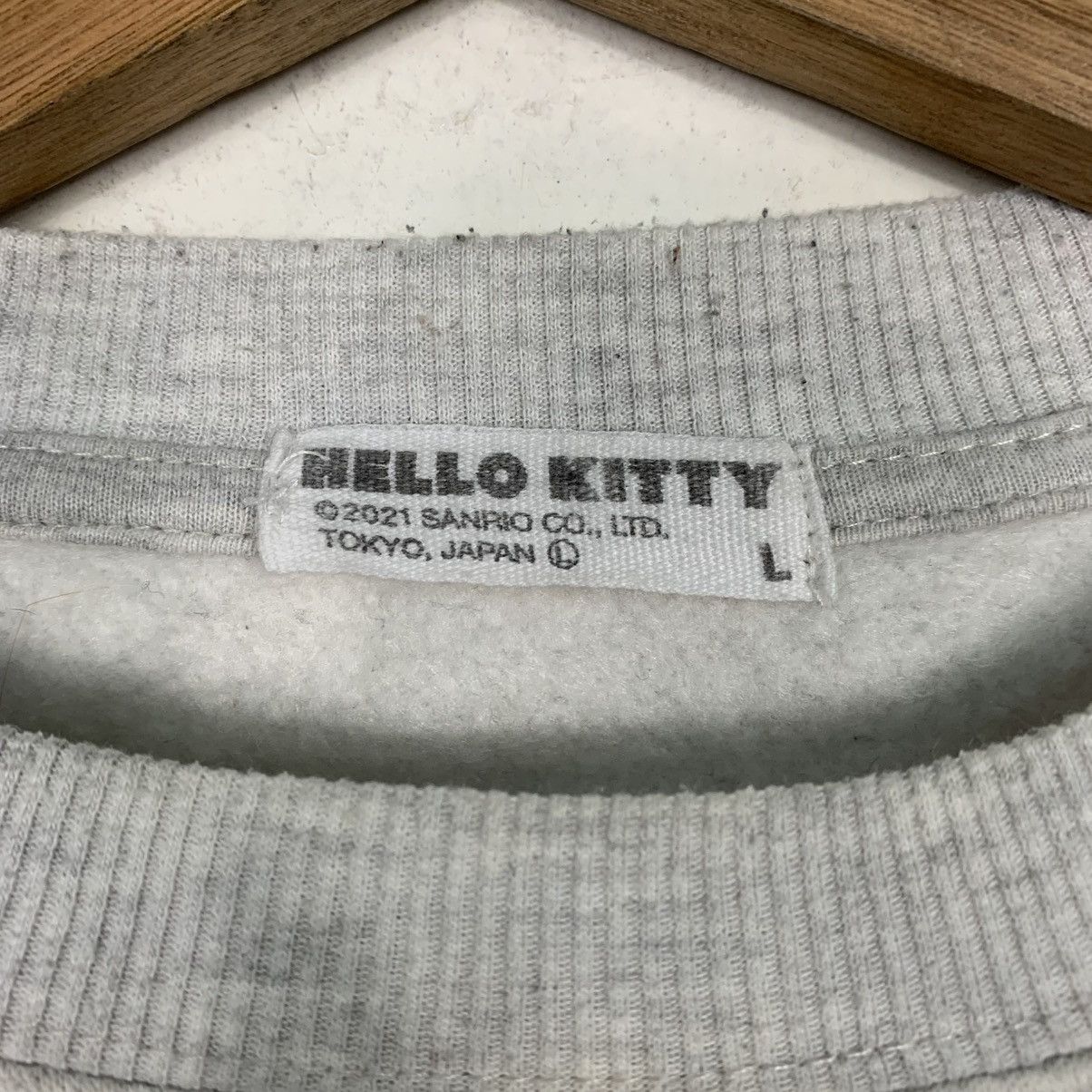 Japanese Brand Hello Kitty Big Logo Sweatshirt Size L / US 10 / IT 46 - 11 Thumbnail