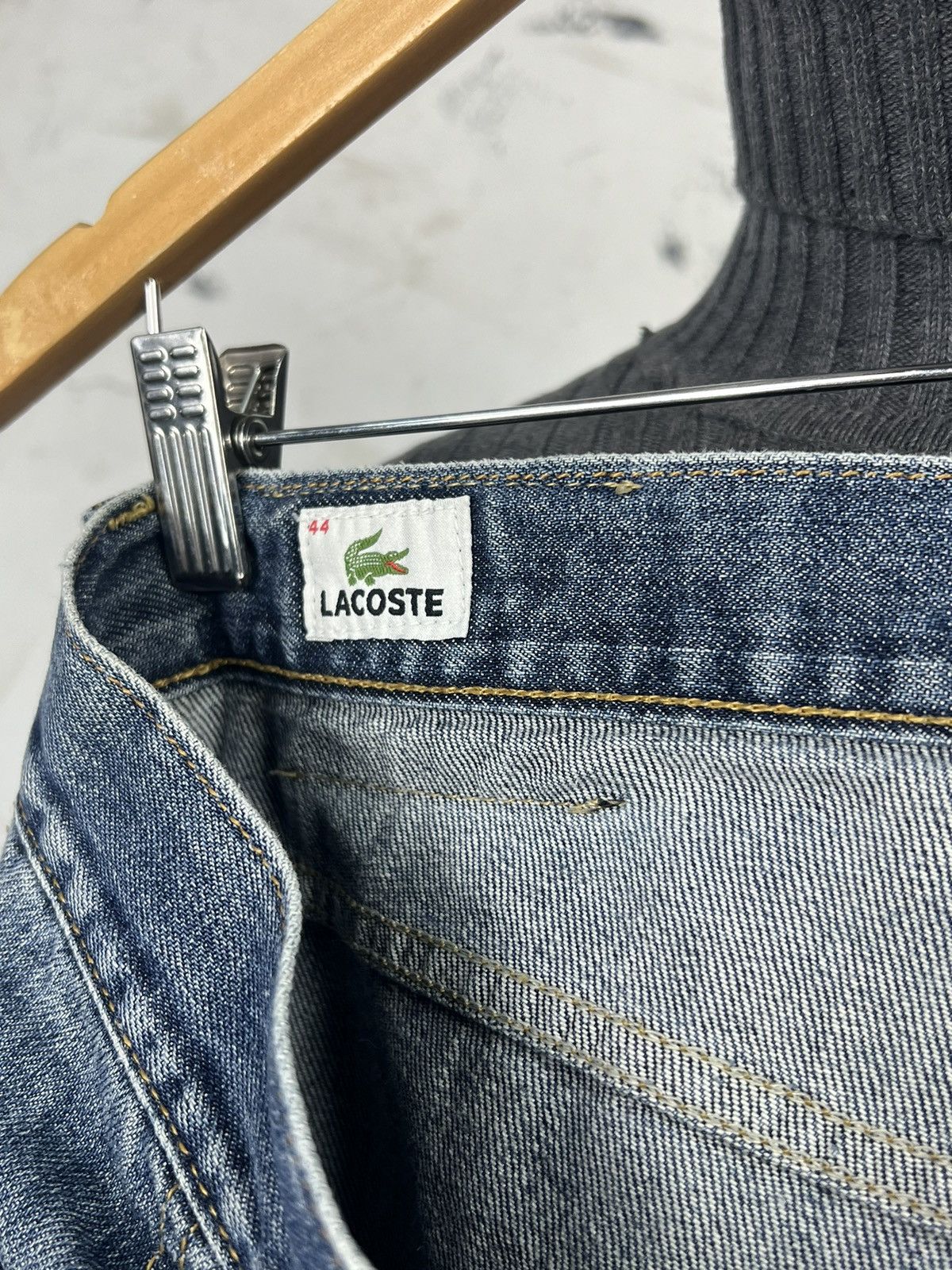 Lacoste Vintage Lacoste Jeans Size 44 / 32 Size US 32 / EU 48 - 13 Thumbnail