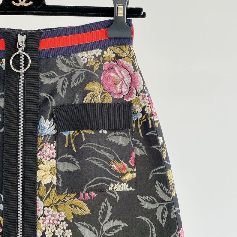 Gucci Gucci Jacquard embroidered skirt 2504-Nextarrow Size 24" / US 00 / IT 34 - 3 Thumbnail