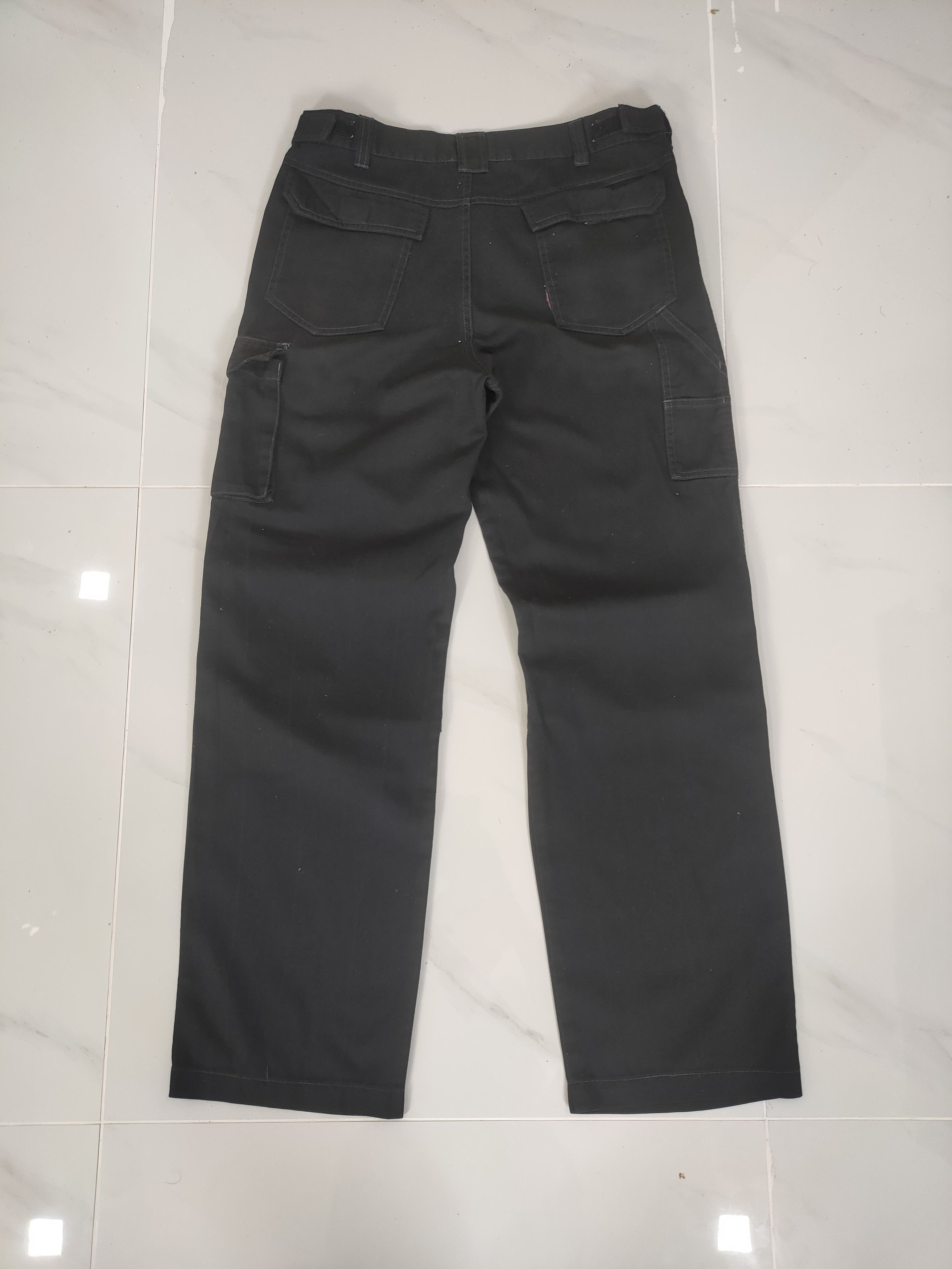 Japanese Brand JAPANESE BRAND BLACK CARGO PANTS Size US 32 / EU 48 - 6 Thumbnail