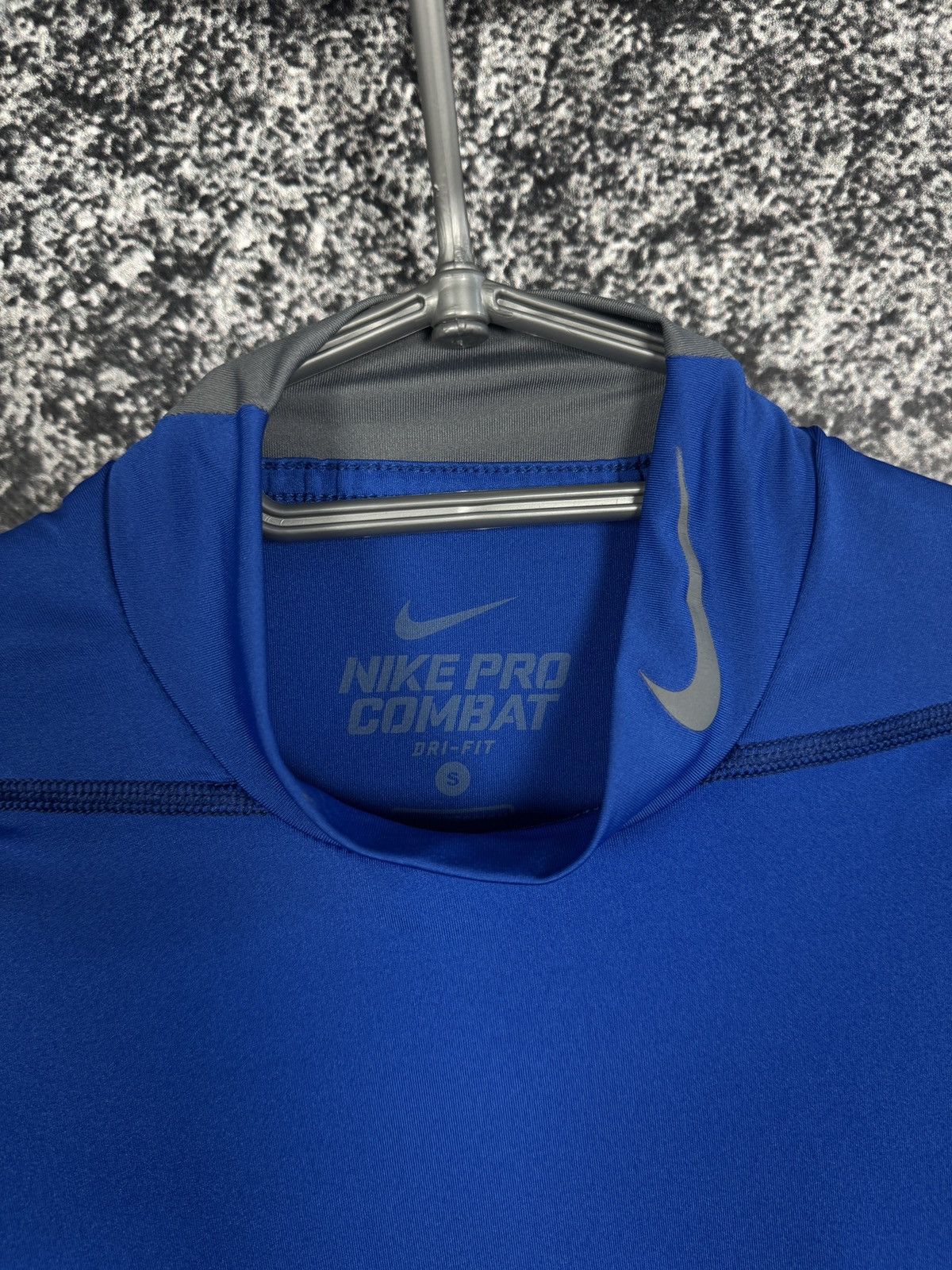 Nike Men’s Nike Pro Combat Compression Long Sleeve T-Shirt Size S Size US S / EU 44-46 / 1 - 9 Thumbnail