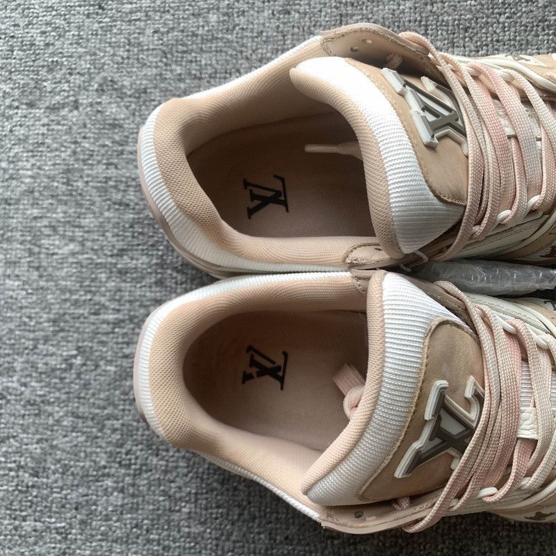 Louis Vuitton Louis Vuitton Pink and White Trainer Sneakers Size US 6 / IT 36 - 7 Thumbnail